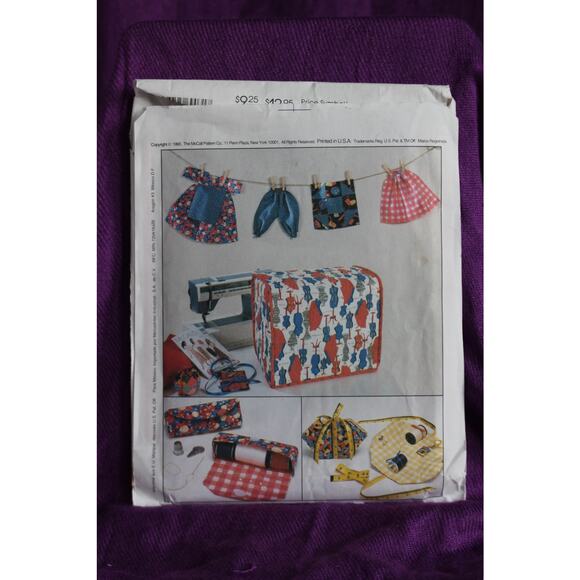 McCalls 6903 pattern sewing caddy thread keeper pincushion traveling sewing kit - Picture 3 of 5